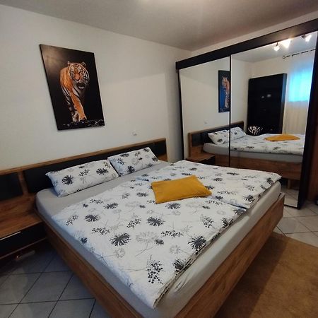 Eneya Apartment โรเทนบวร์ก อัน แดร์ ฟุลดา ภายนอก รูปภาพ
